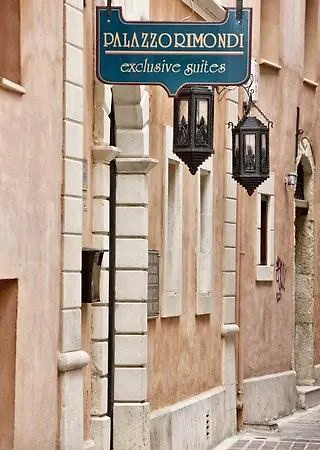 Palazzo Rimondi Boutique מלון 3*